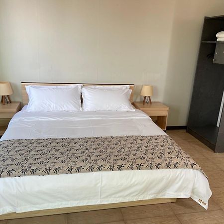 Kirin Guesthouse And Restaurant Port Louis Oda fotoğraf