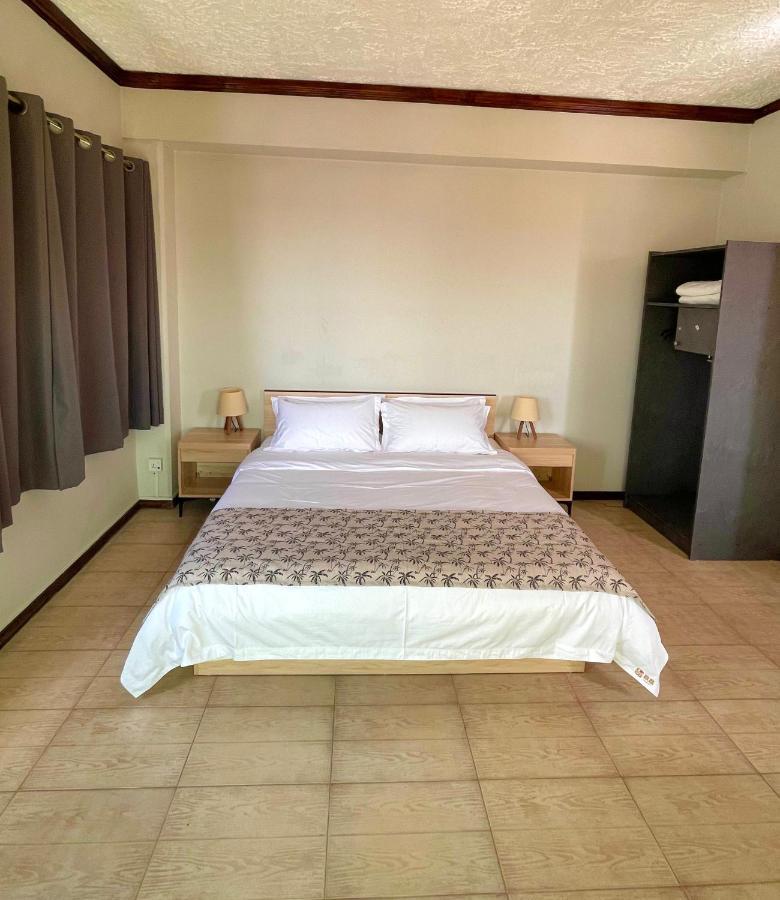 Kirin Guesthouse And Restaurant Port Louis Dış mekan fotoğraf