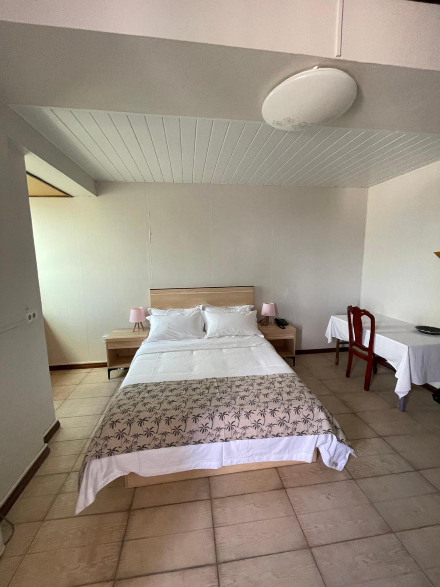 Kirin Guesthouse And Restaurant Port Louis Oda fotoğraf