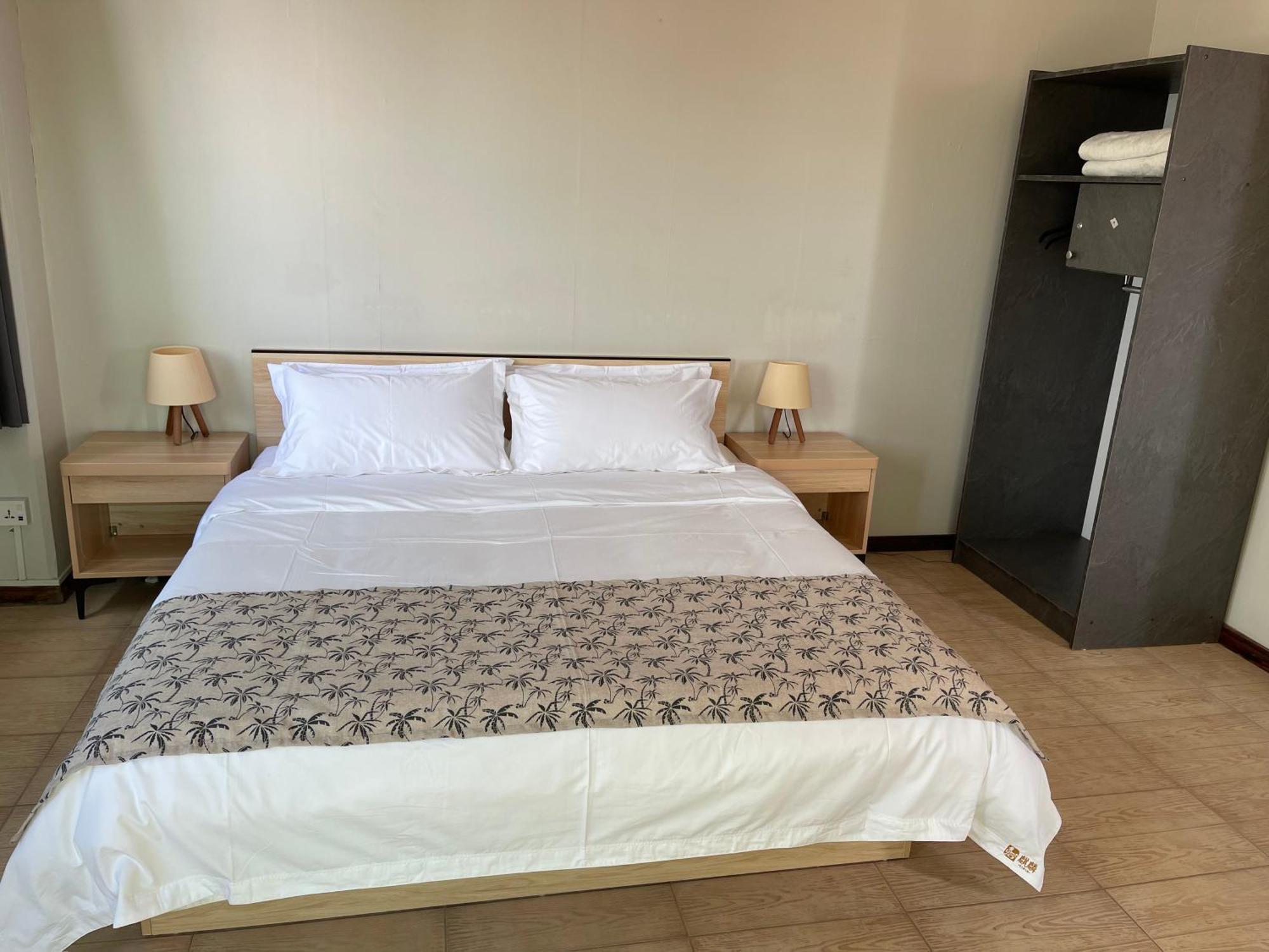 Kirin Guesthouse And Restaurant Port Louis Oda fotoğraf